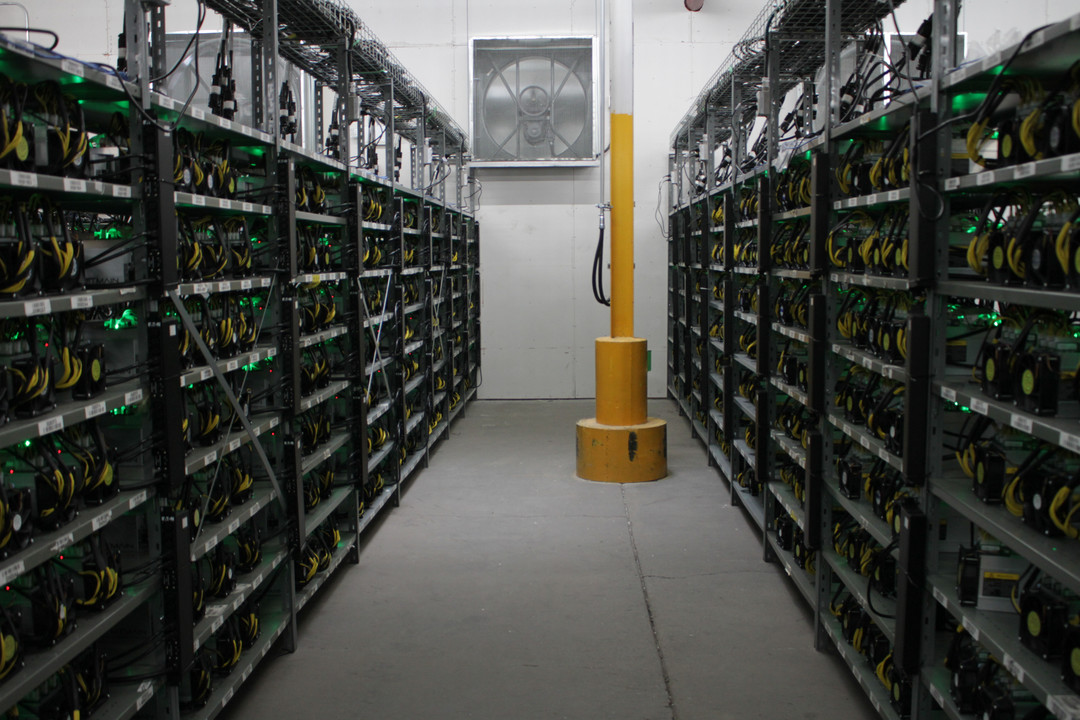 Nasdaq-Listed Marathon Begins Bitcoin Mining Operations, Stock Up 32%