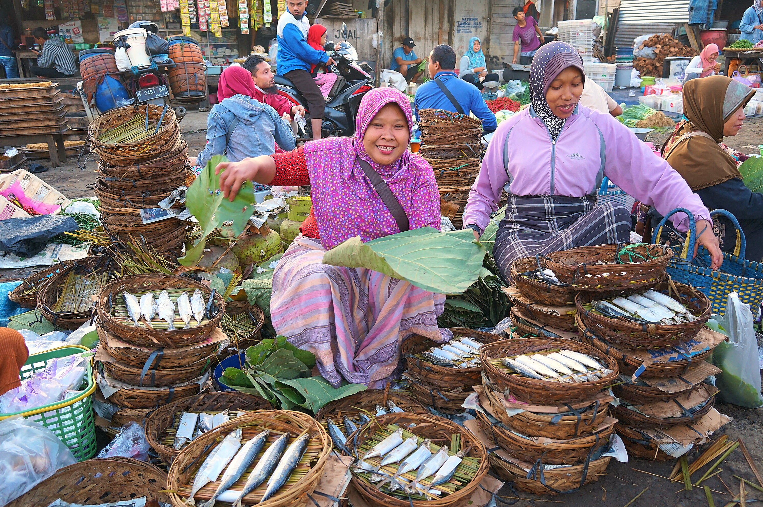 Cryptocurrency Infused Islamic Microfinance Fund Launches in Central Java Cryptocurrency Infused Islamic Microfinance Fund Launches in Central Java