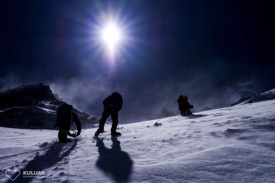 ASKfm climbing Everest