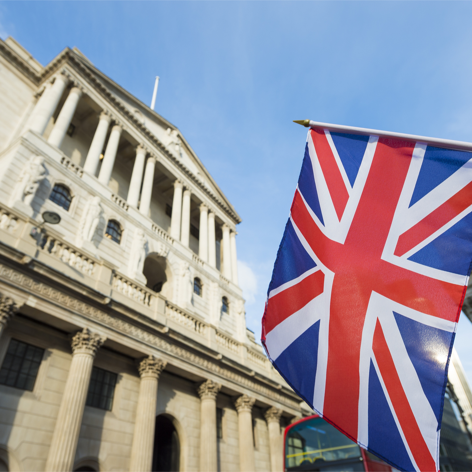 Niall Ferguson Tells Bank of England Bitcoin Is Financial System of the Future