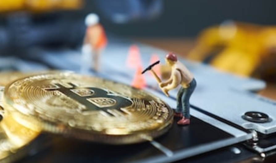 Proposed Crypto Mining Moratorium Rejected by County in Montana