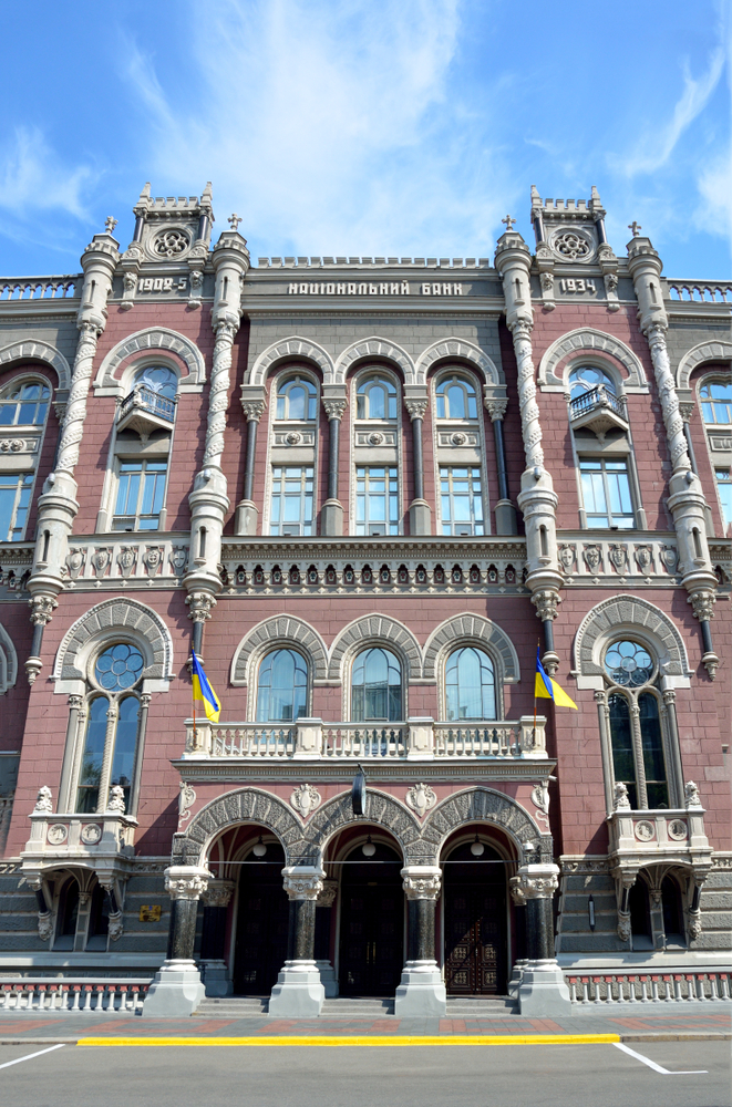 Central Bank Official: Regulators Are Hindering the Development of Cryptocurrencies Central Bank Official: Regulators Are Hindering the Development of Cryptocurrencies