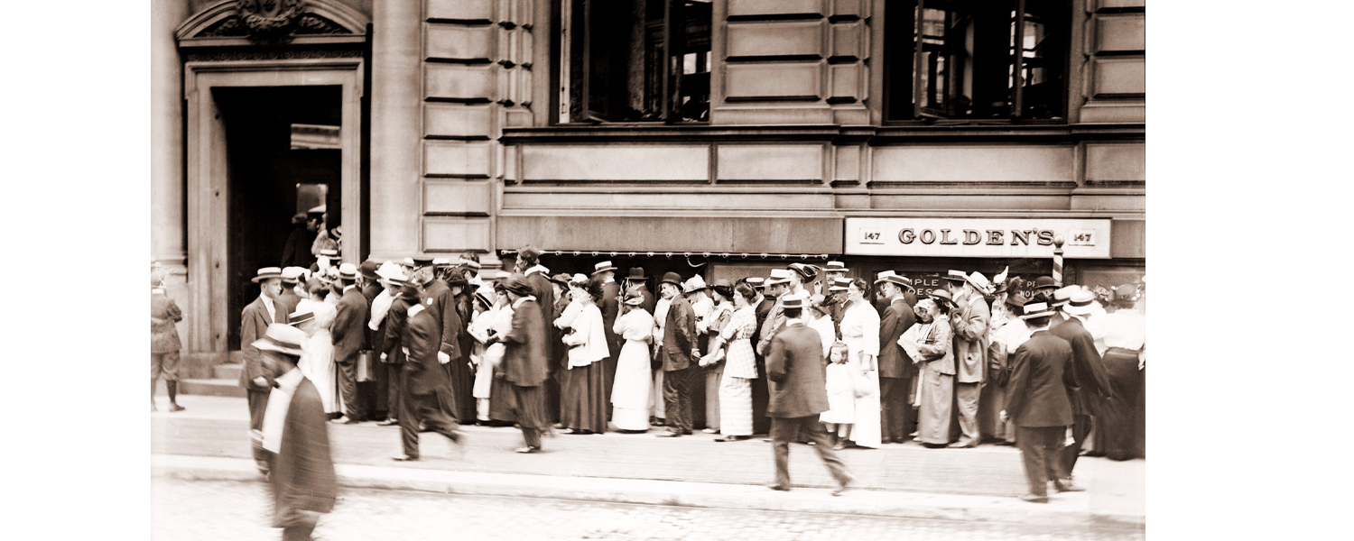 US Cash Crisis: Withdrawal Limits Spark Bank Run Fear US Cash Crisis: Withdrawal Limits Spark Bank Run Fear