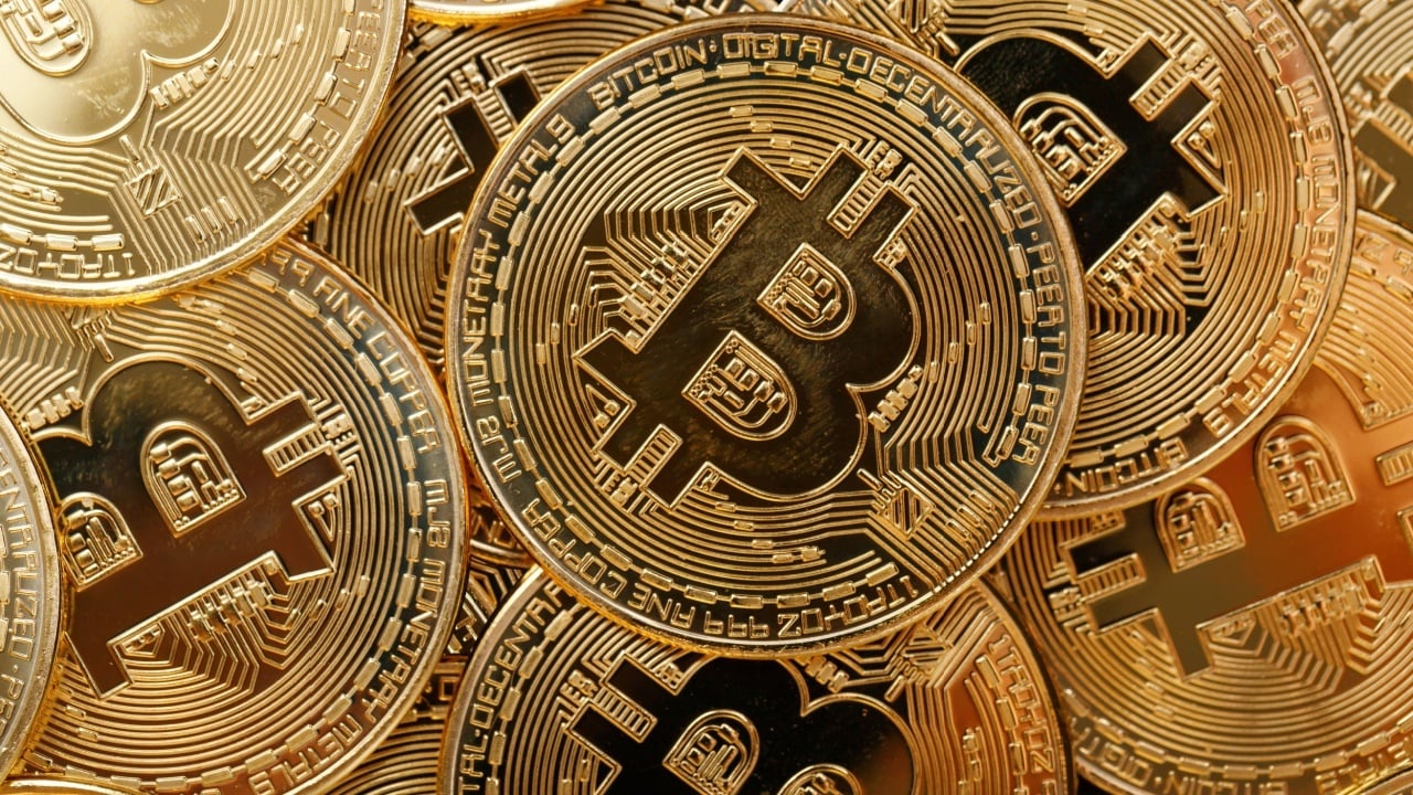Michael Saylor Shares Top 60 Bitcoin-Holding Companies—Who's Quietly Stockpiling BTC?