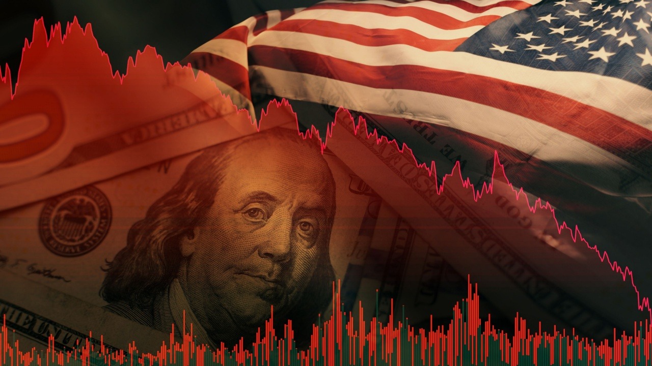Robert Kiyosaki Sees Pain Ahead: Millions Face Job Losses as Trump and Musk Slash to Save US Dollar