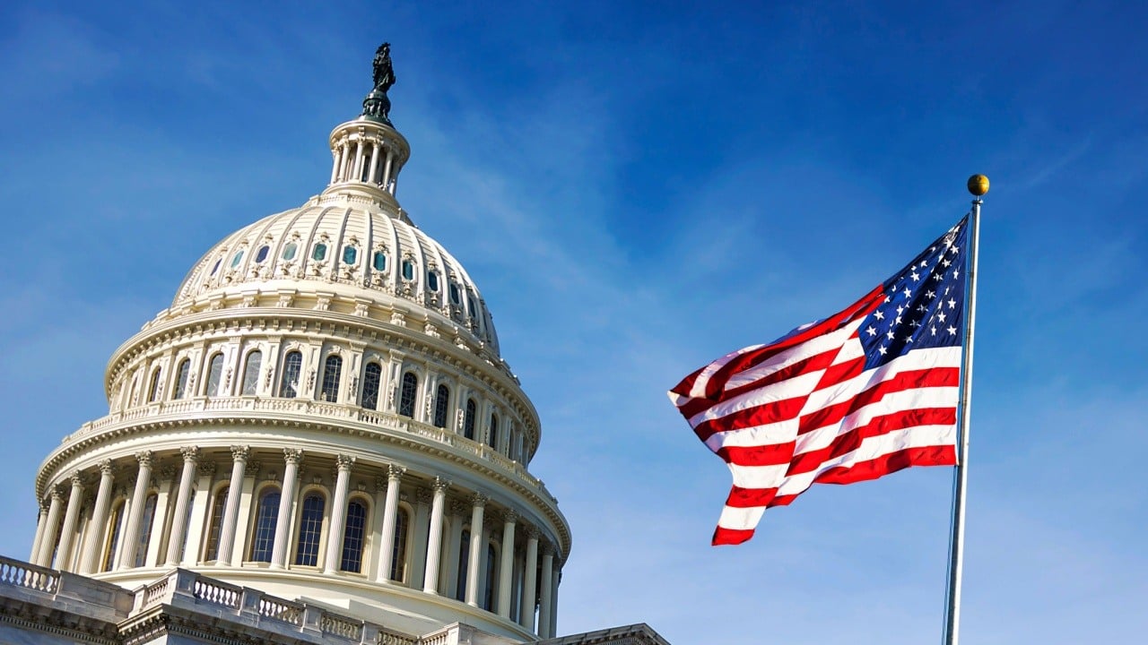 Senators Urge DOJ to Reverse Crypto Retreat—'These Are Grave Mistakes'