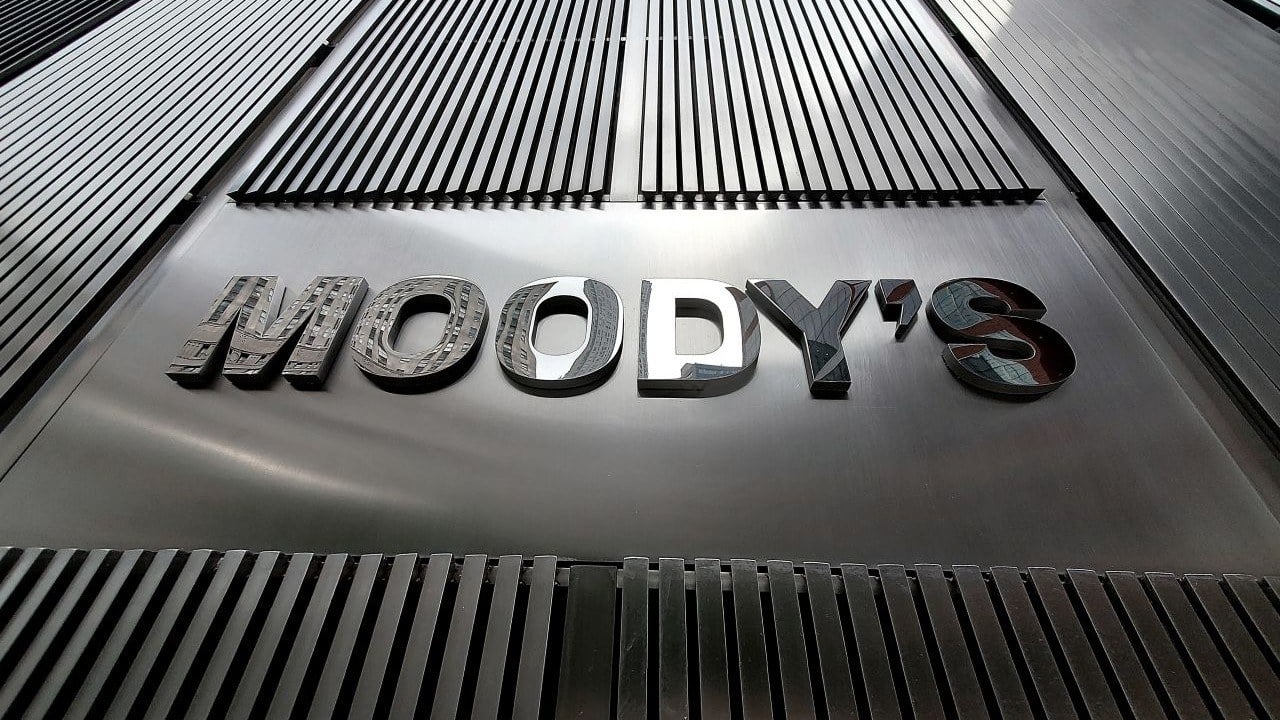 Bitcoin Reclaims $105K After Moody’s Downgrades U.S. Credit Rating