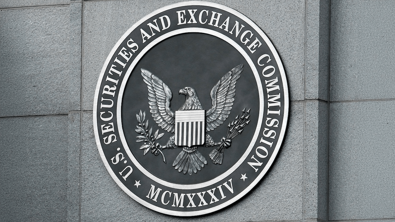 SEC Should Treat DAOs As 'Dispersed Groups of People,' Say Defi Education Fund, Uniswap