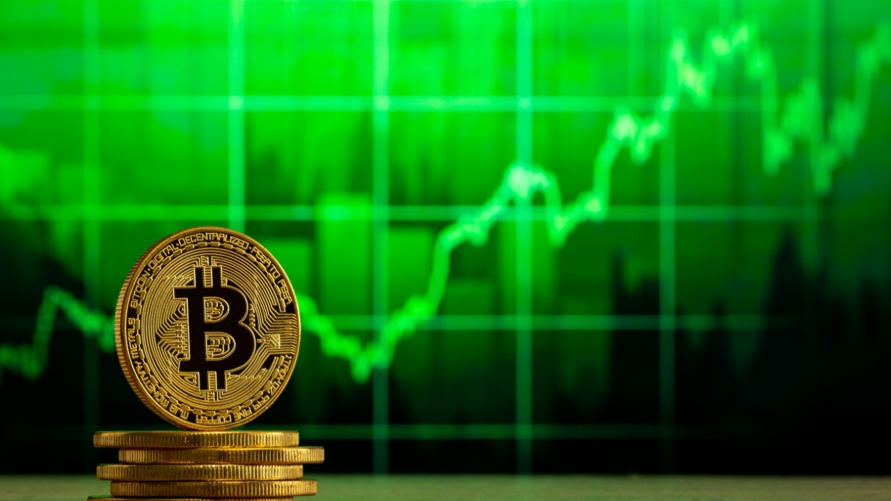 Bitcoin ETFs Post $216 Million Net Inflow As Blackrock Offsets Outflows From Fidelity and Ark 21Shares