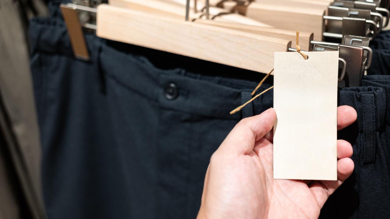 Bottom-up Adoption: Bolivian Retailers Start Pricing Items in USDT