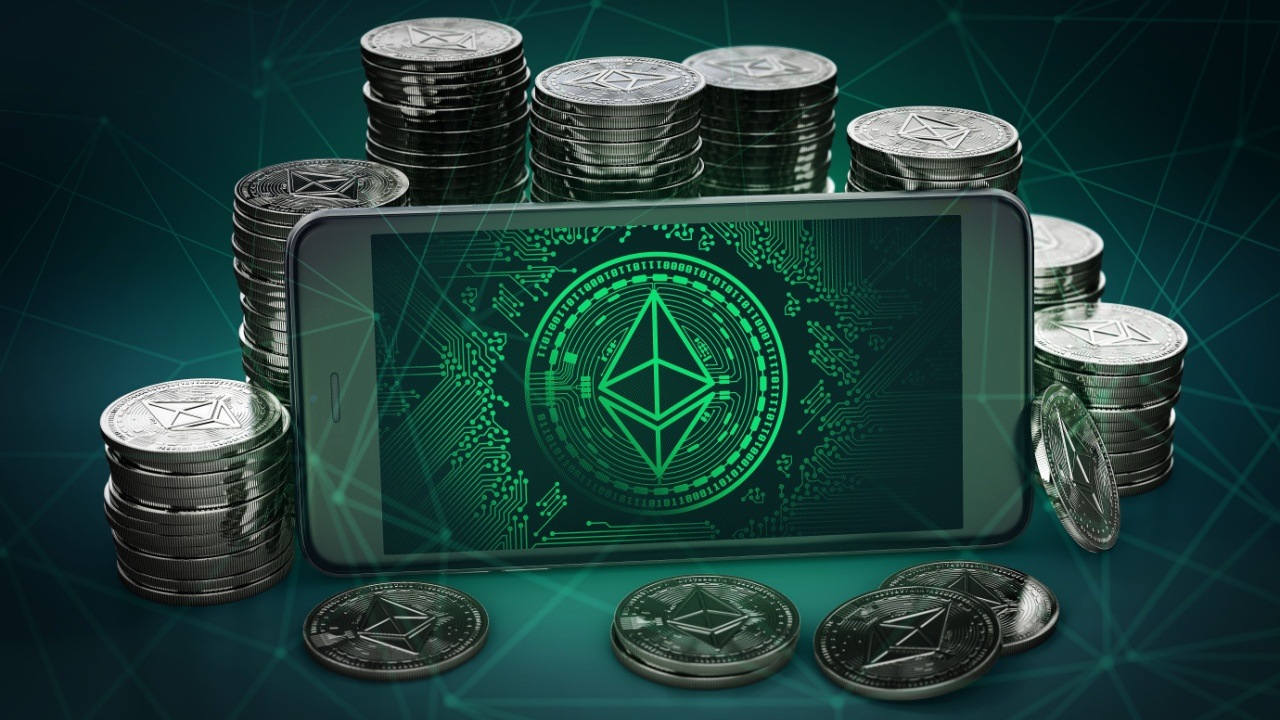 Ether ETFs Sets New 19-Day Inflow Record As Blackrock Drives Bitcoin ETF Gains