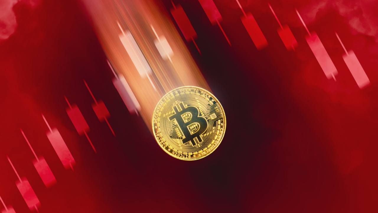 Huge Outflow on Blackrock's IBIT Pulls Bitcoin ETFs Into Red Zone