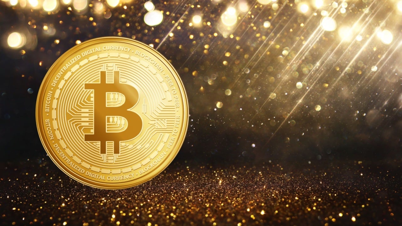 Bitcoin's Unrelented Rise Continues: BTC Passes $122K