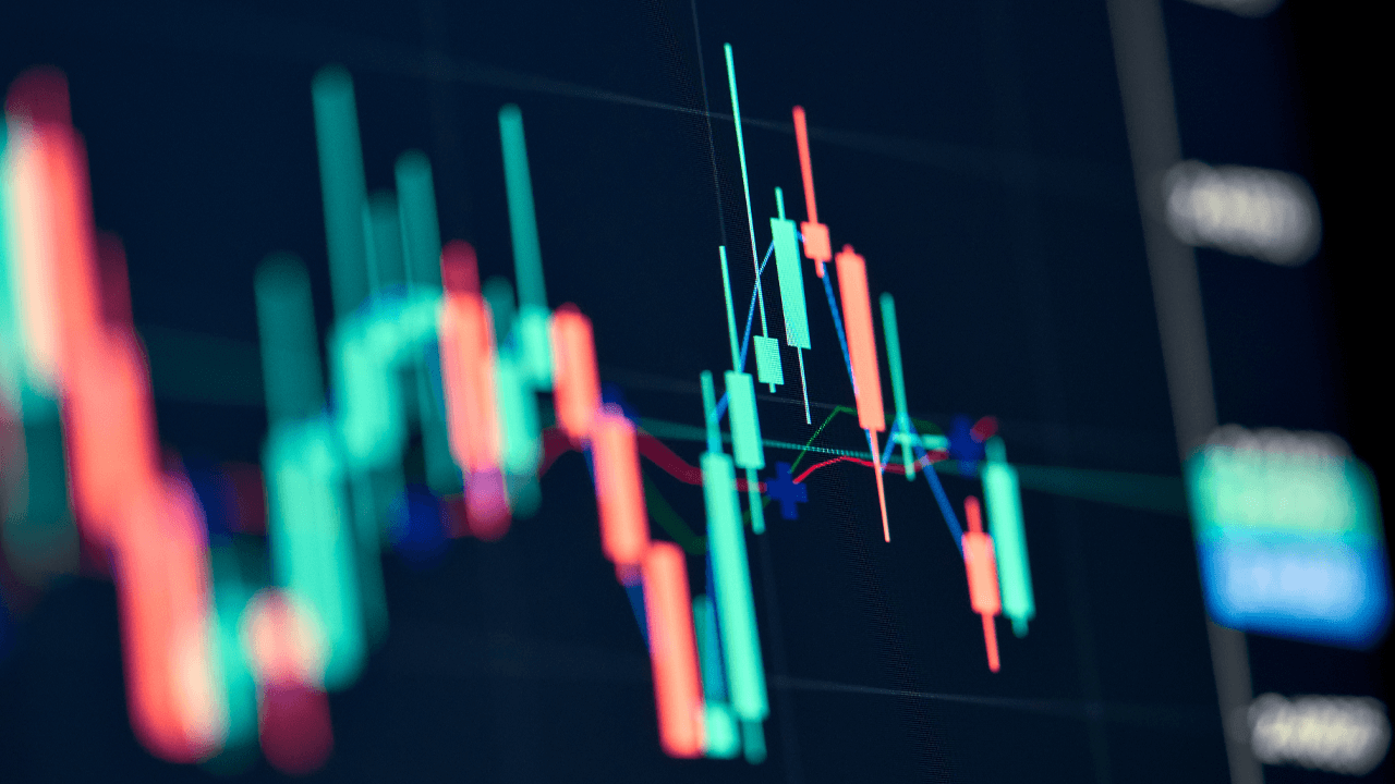 Bitcoin Price Watch: Bulls on Hold as Bearish Engulfing Shakes Daily Chart