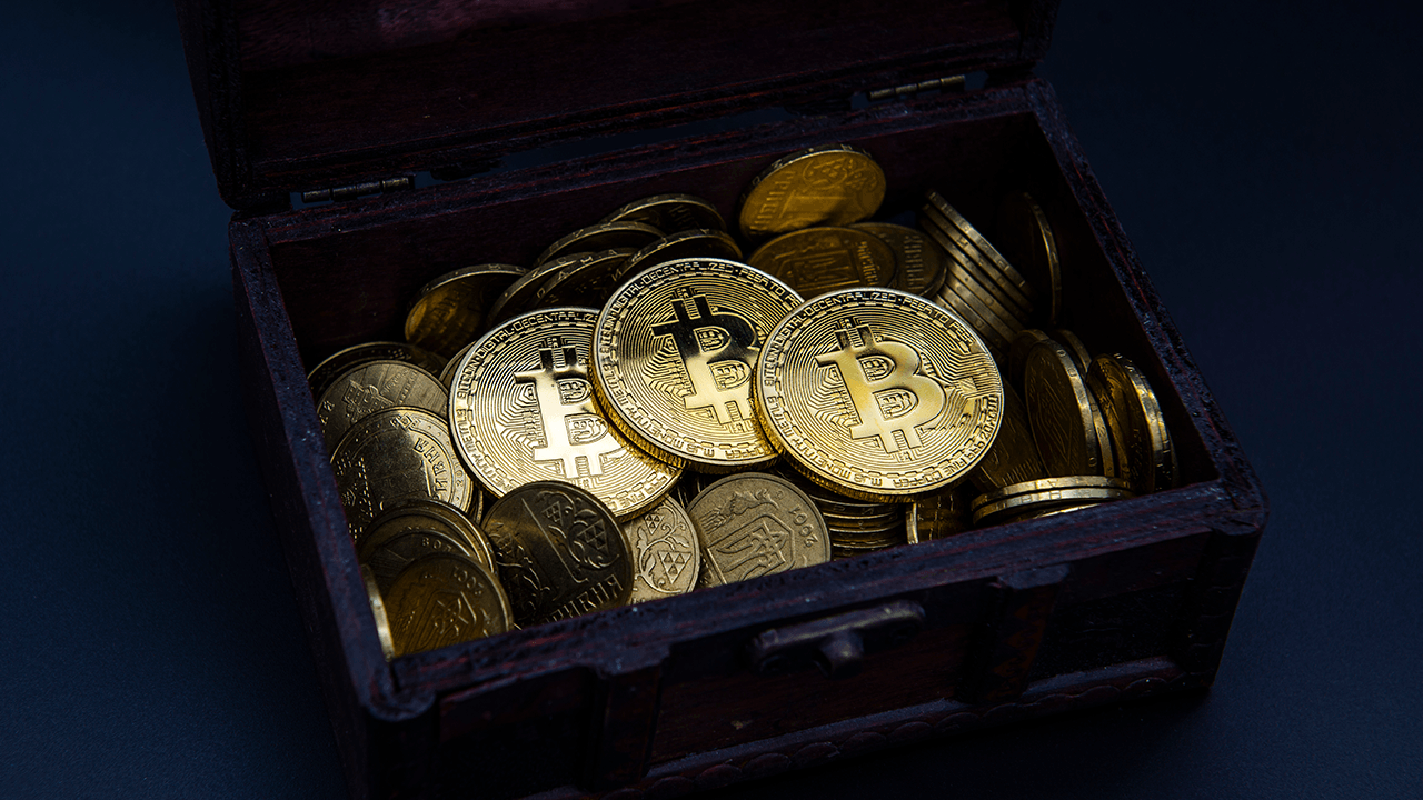 From Cold to Hot: 101,000 BTC Spent From Dormant Bitcoin Wallets in 2025's First 7 Months
