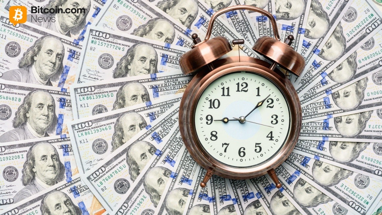 Analyst Claim America Is 'Going Broke:' US Debt Surpasses $38T