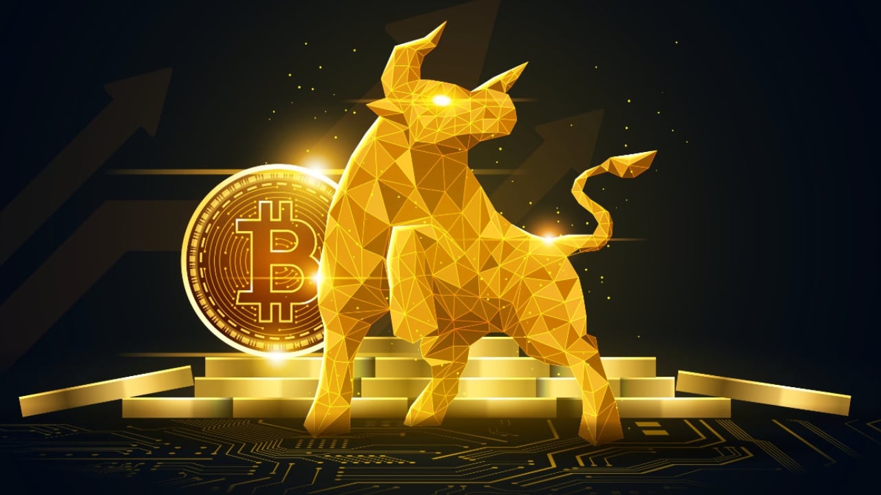 3 Bullish Signals Are in: Bitcoin Now Faces Critical $83K Breakout Test