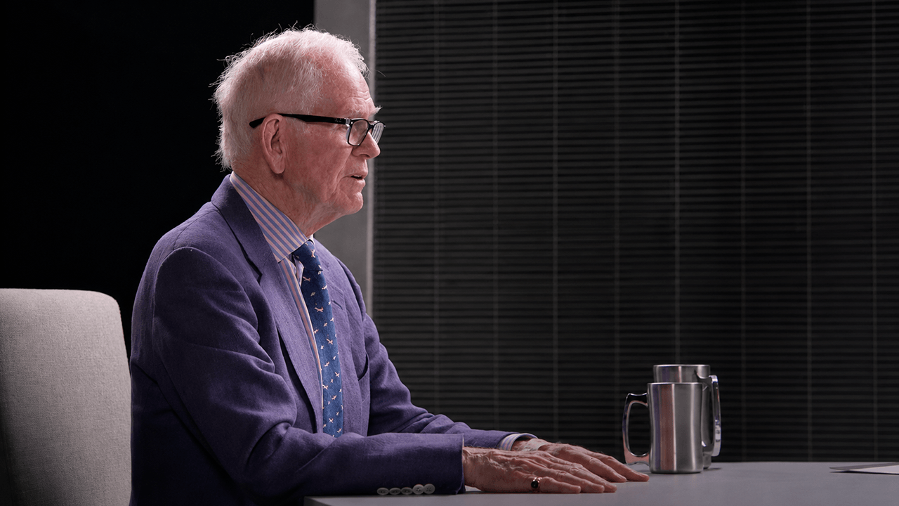 Jeremy Grantham speaking with Steven Bartlett on "The Diary of a CEO."