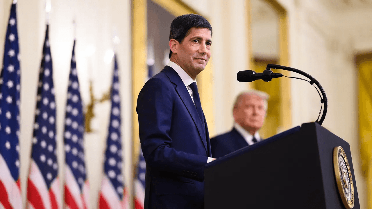 Image of Chair Kevin Warsh and President Donald Trump.