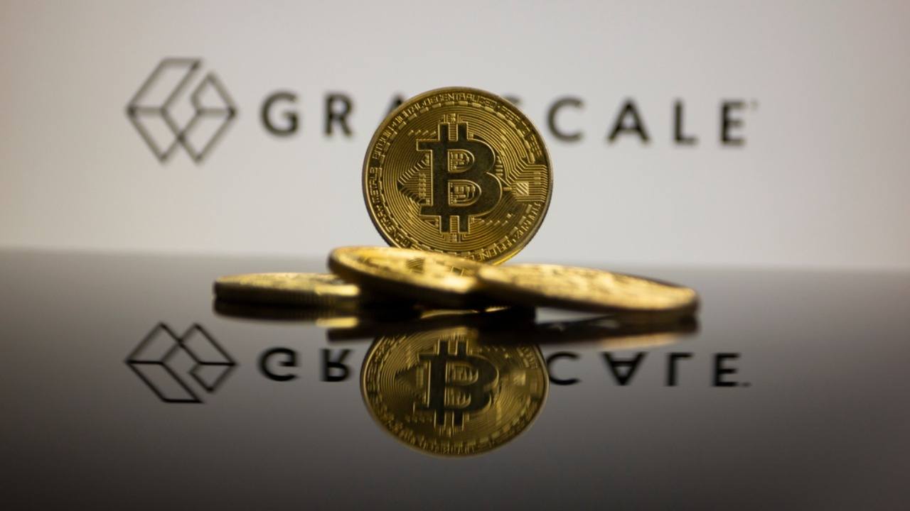 Bitcoin with Grayscale in background