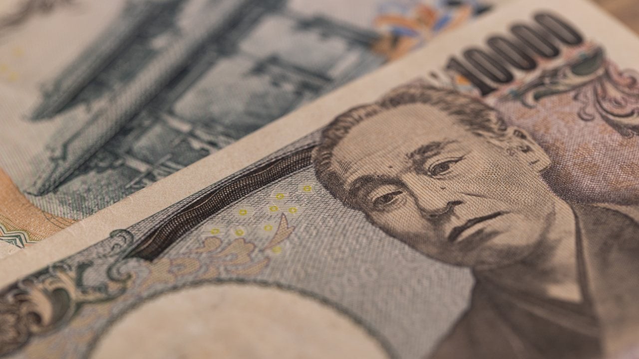 Japanese Yen bill