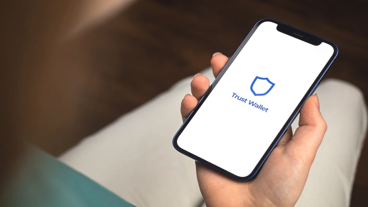 Trust Wallet, Robinhood collaboration lets users swap tokens with self-custody at lower fees
