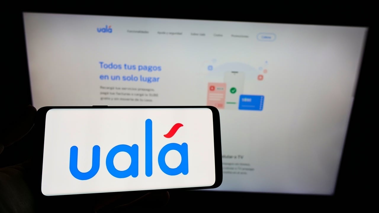 Uala logo in phone